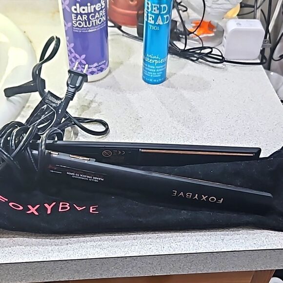 Foxybae digital straightener rose gold flat iron pre owned w dust bag - Picture 4 of 5